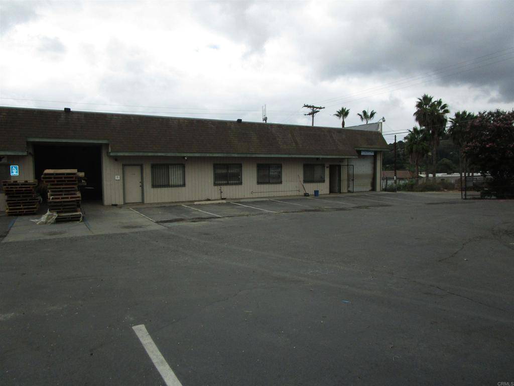 Valley Center, CA 92082,Address not disclosed
