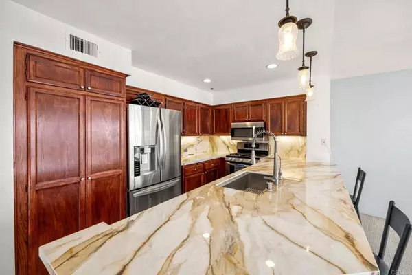 Oceanside, CA 92054,400 N Pacific ST #309