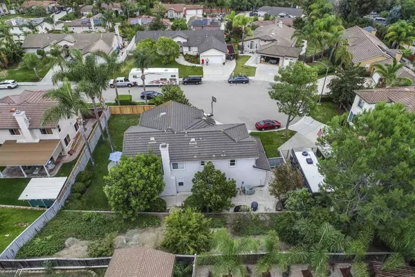 Vista, CA 92081,891 Via Allegra