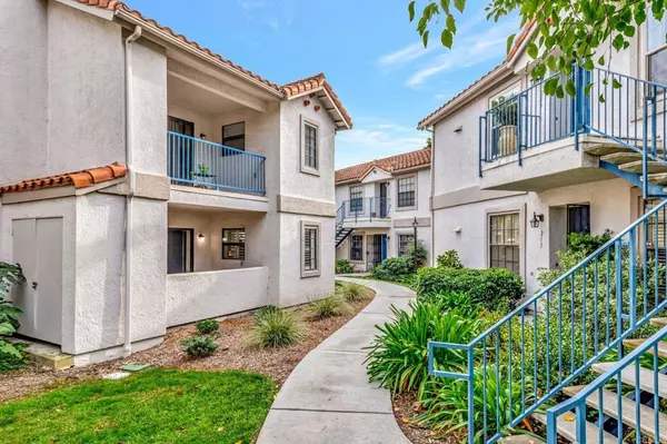 San Diego, CA 92129,10357 Azuaga ST #201