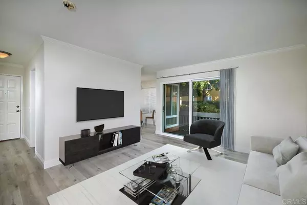 San Diego, CA 92127,17123 W Bernardo DR #106