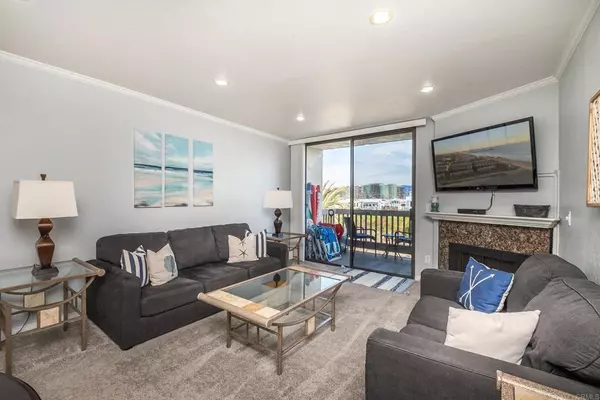 Oceanside, CA 92054,999 N Pacific #B304
