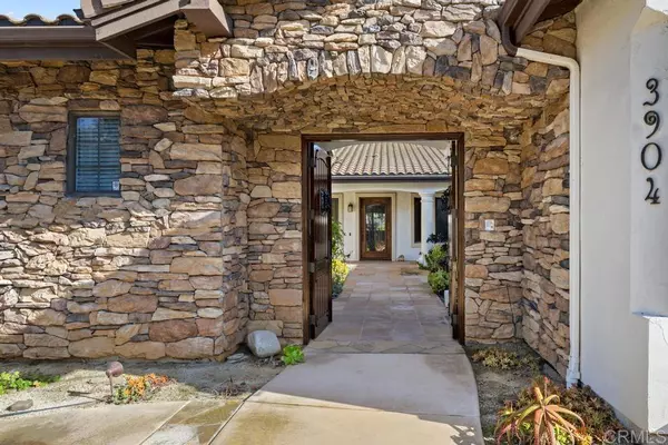 Fallbrook, CA 92028,3904 Limber Pine RD