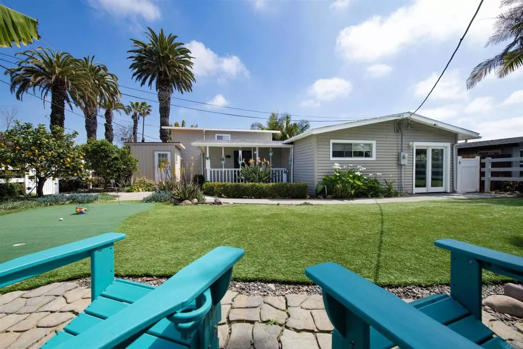 Oceanside, CA 92054,502 Crouch ST