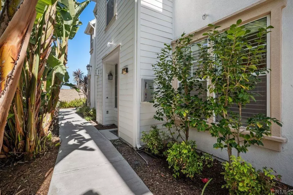 Oceanside, CA 92054,810 Harbor Cliff WAY #225