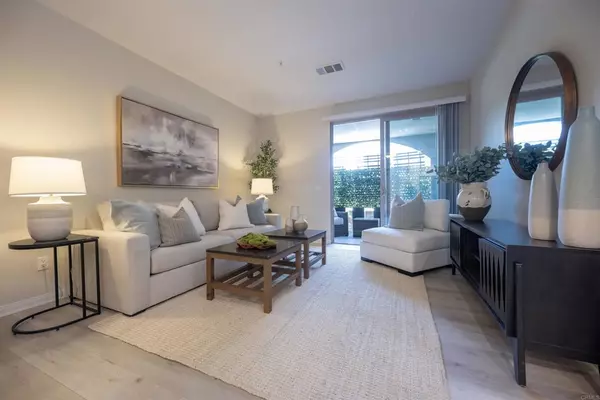 3877 Pell Place ##102,  San Diego,  CA 92130