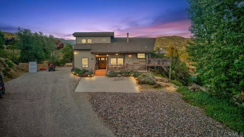 Ramona, CA 92065,523 Washington ST