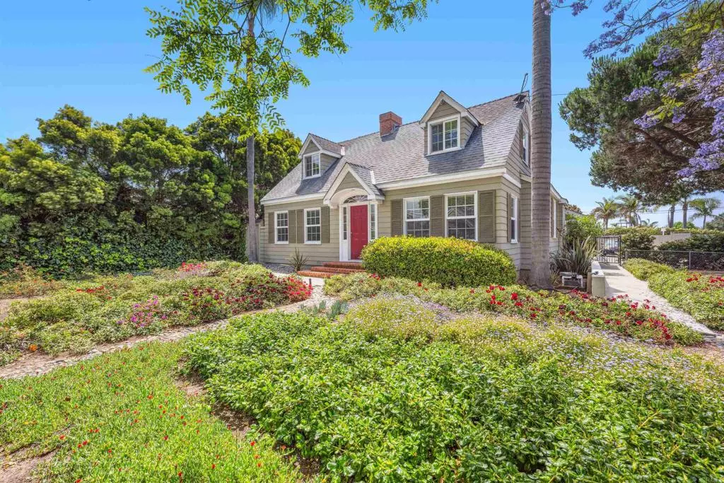 Oceanside, CA 92054,1003 Vista Way