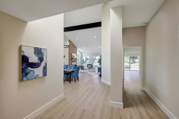 Vista, CA 92081,1975 Lemonwood LN