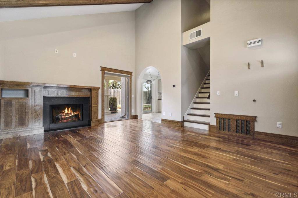 Oceanside, CA 92056,4136 Diamond CIR