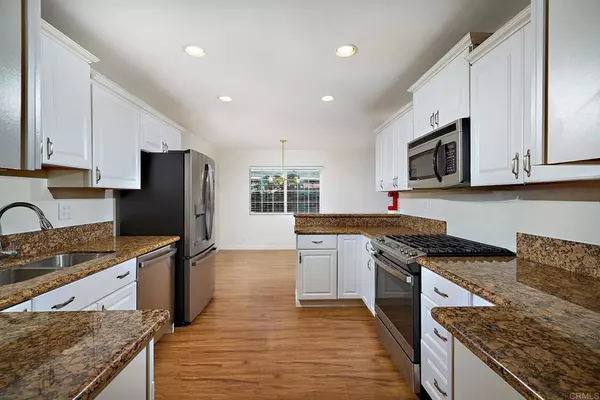 Oceanside, CA 92054,3336 Tropicana DR