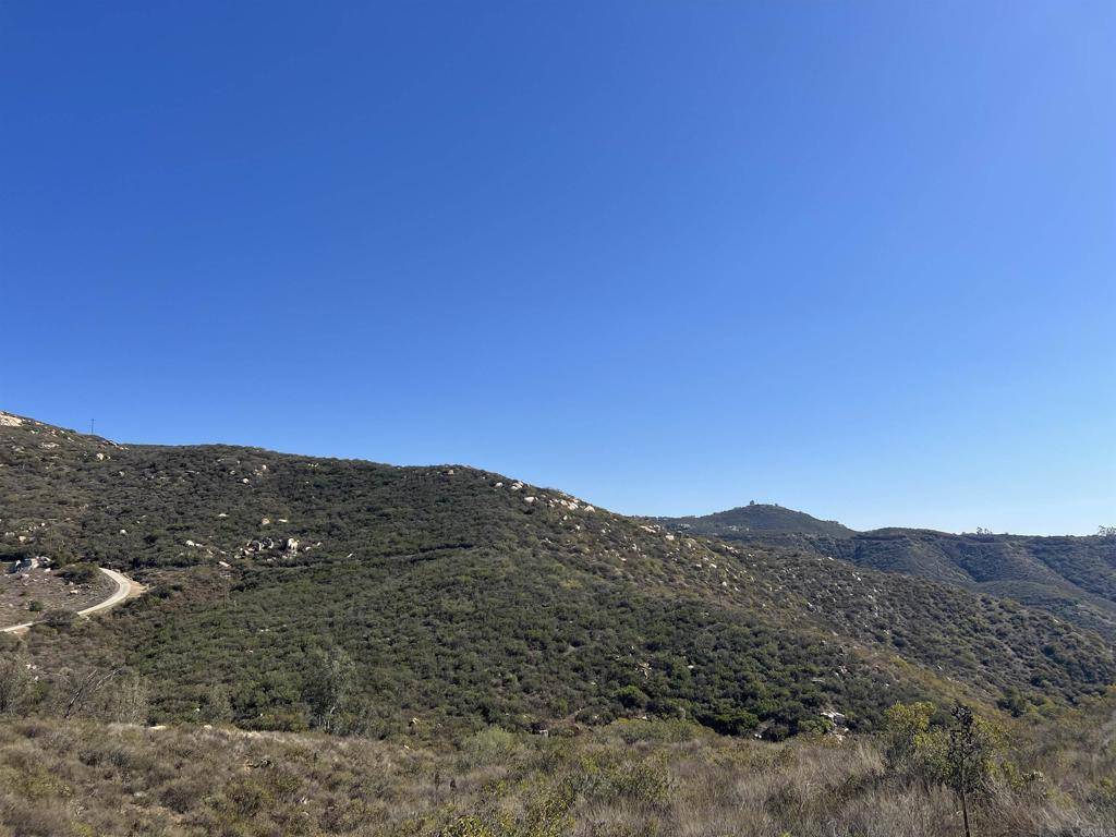 Poway, CA 92064,0 APN 3211003200