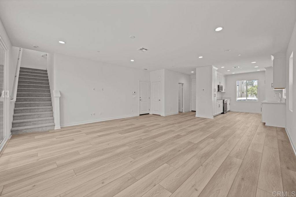 Oceanside, CA 92058,740 Kingbird Loop