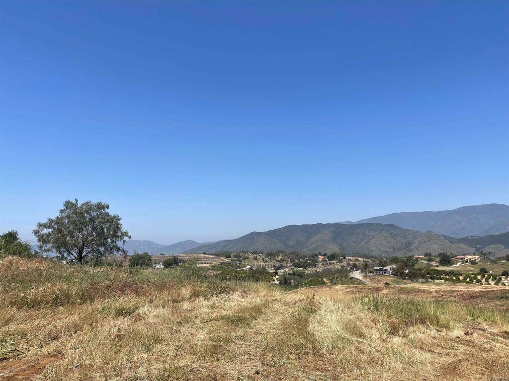 Valley Center, CA 92082,36353 Carney RD