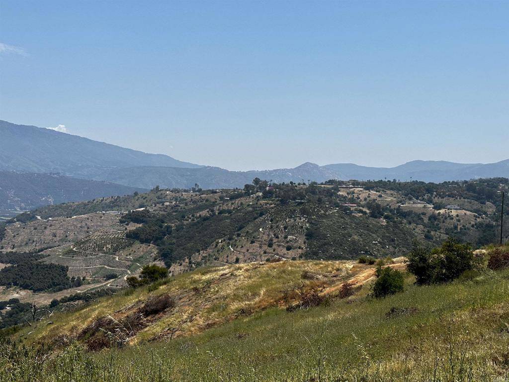 Valley Center, CA 92082,36353 Carney RD