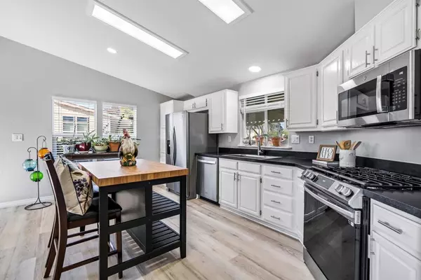 525 W El Norte Pkwy #156, Escondido, CA 92026