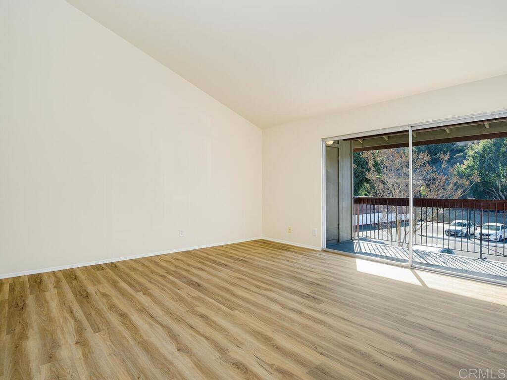 San Diego, CA 92120,5513 Adobe Falls RD #14