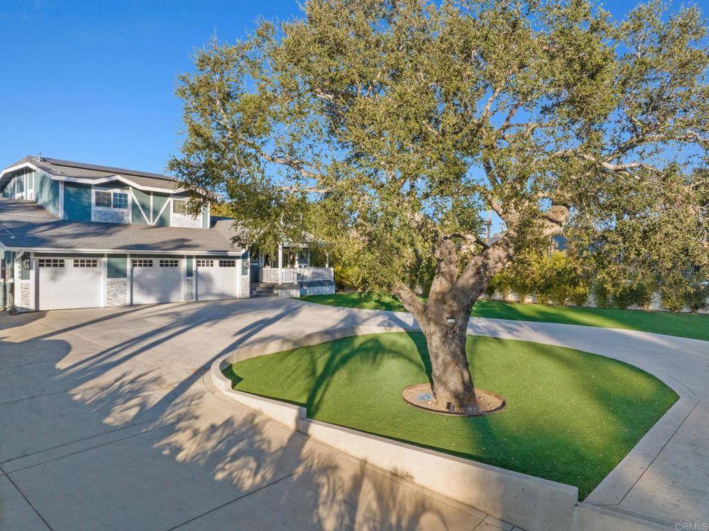 Fallbrook, CA 92028,1404 E Mission RD