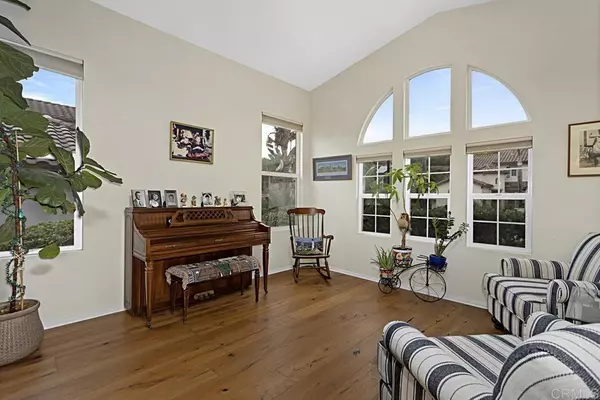 Escondido, CA 92027,3348 Wild Oak LN