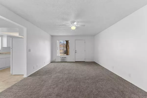 Hemet, CA 92543,233 N Inez Street