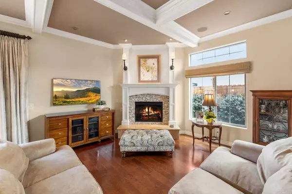 Escondido, CA 92026,29729 Canyon Way CT