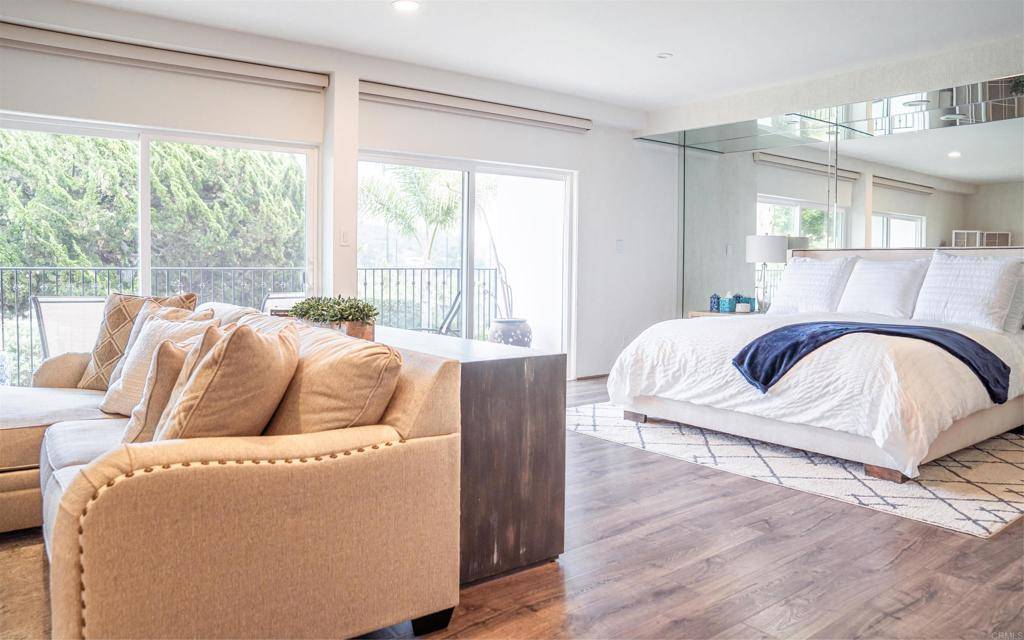 2005 Costa Del Mar RD #606, Carlsbad, CA 92009