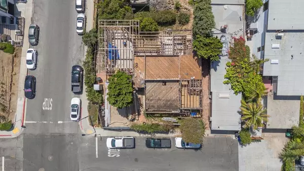 La Jolla, CA 92037,7404 06 Monte Vista AVE