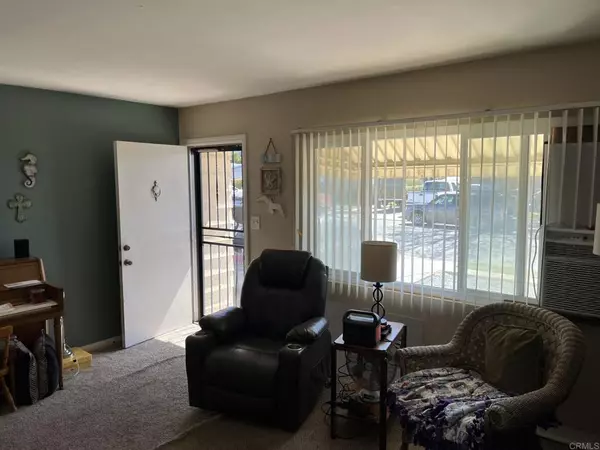 San Diego, CA 92115,6826 Missy CT