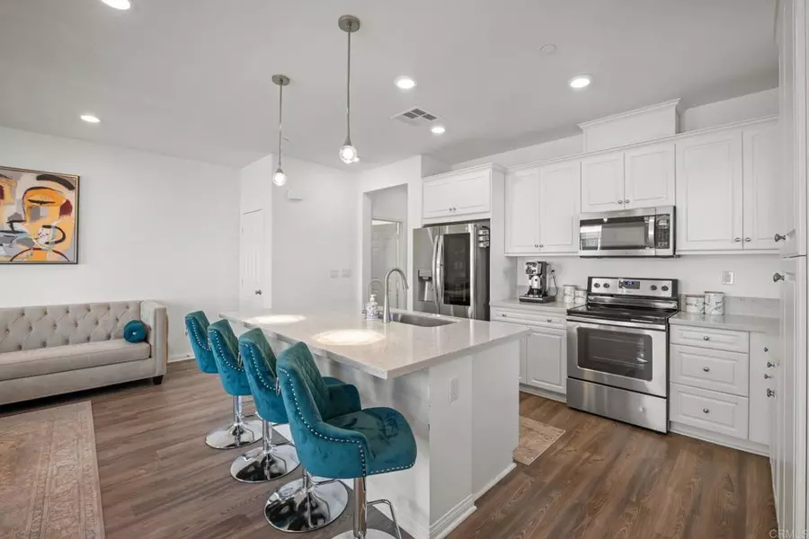1697 W Rhombus LN, Anaheim, CA 92802