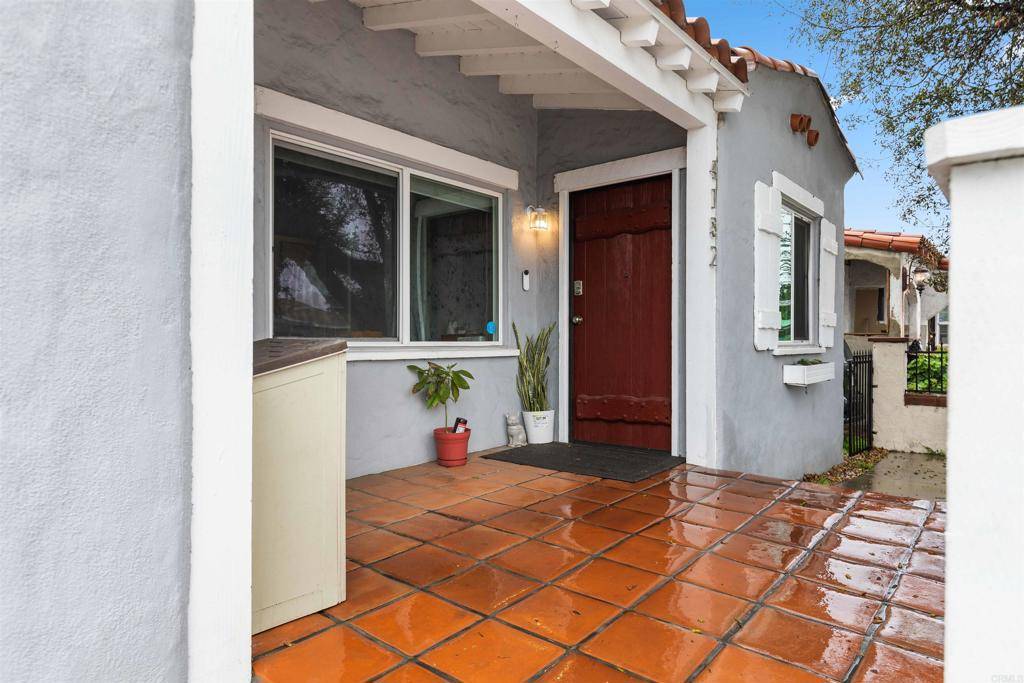 San Diego, CA 92015,4182 48th ST