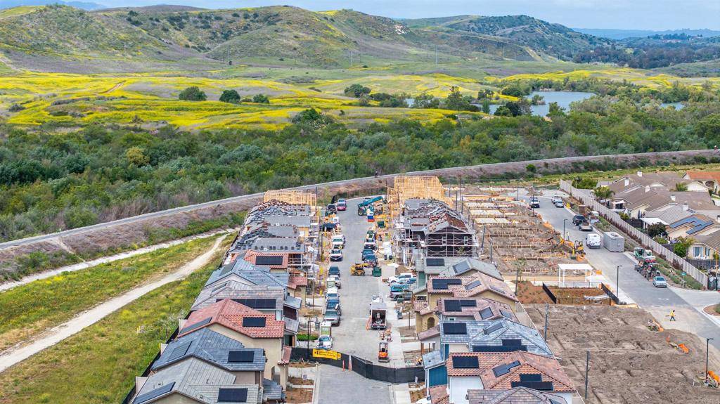 Oceanside, CA 92058,754 Kingbird Loop