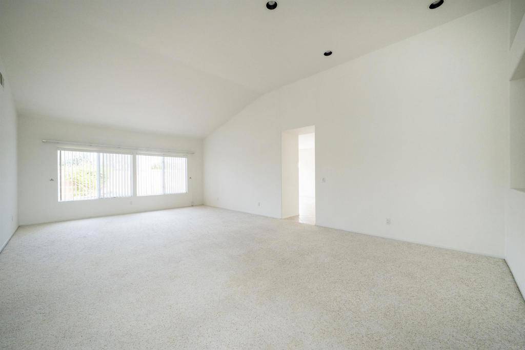 Oceanside, CA 92056,5210 Candlelight St