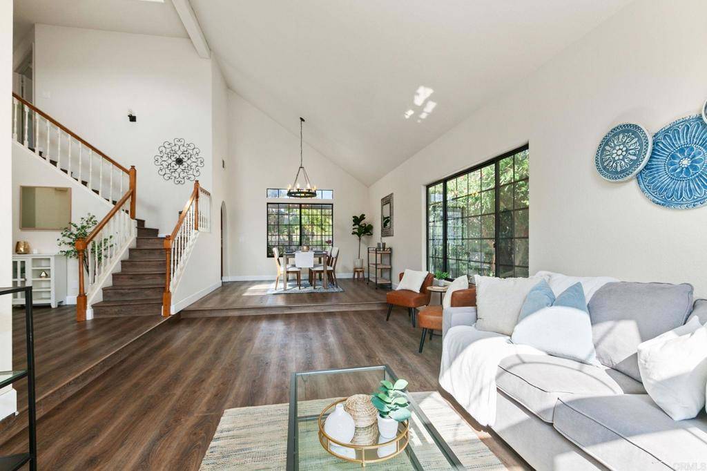 16898 Whispering Oaks LN, Ramona, CA 92065