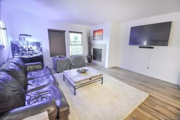 3544 Shoreline Bluff LN San Diego, CA 92110