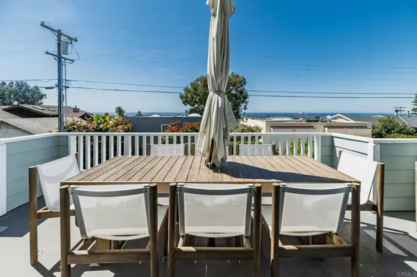 Encinitas, CA 92024,738 Cornish DR
