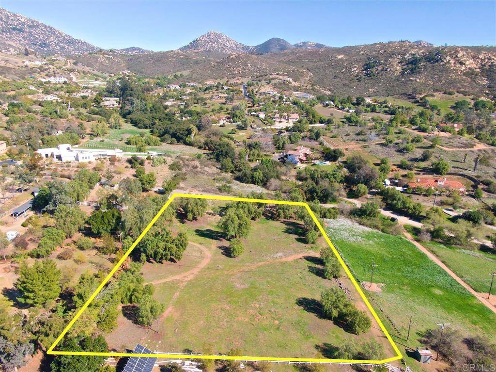 Poway, CA 92064,15176 Vali Hai Rd