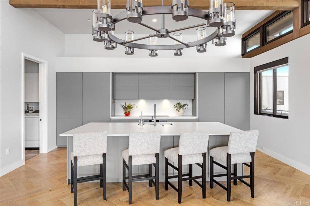 Carlsbad, CA 92008,2677 State ST ##301