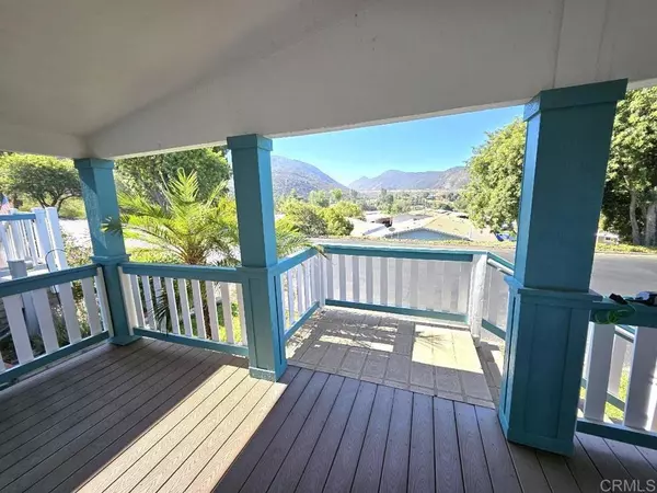 Escondido, CA 92026,8975 Lawrence Welk DR #168