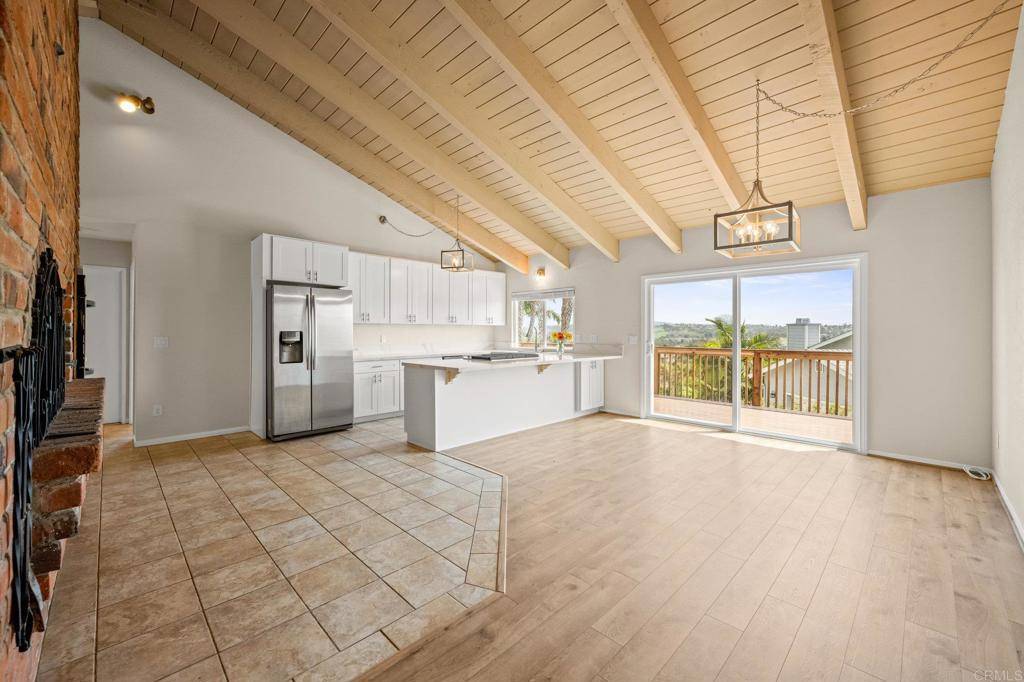 Oceanside, CA 92054,1881 Laurel RD