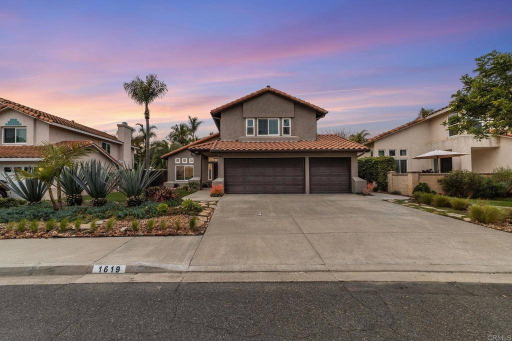 Oceanside, CA 92056,1619 Corte Verano