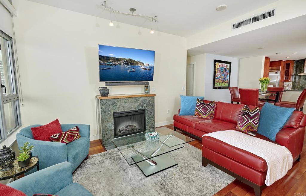 San Diego, CA 92101,700 W E ST #2802