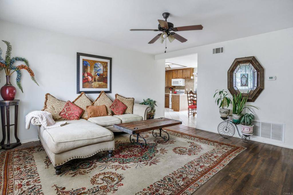 Oceanside, CA 92054,306 Fowles ST