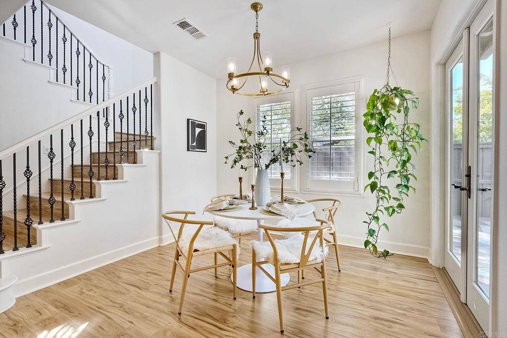 San Diego, CA 92127,7557 Crescendo LN