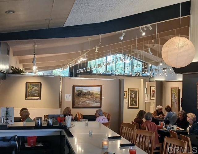 103 S Main Ave., Fallbrook, CA 92028