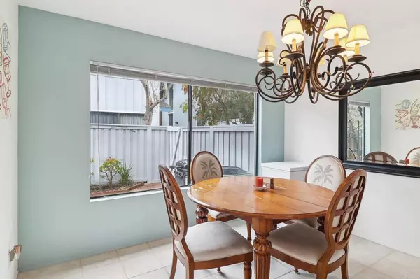 La Jolla, CA 92037,3206 Caminito Ameca