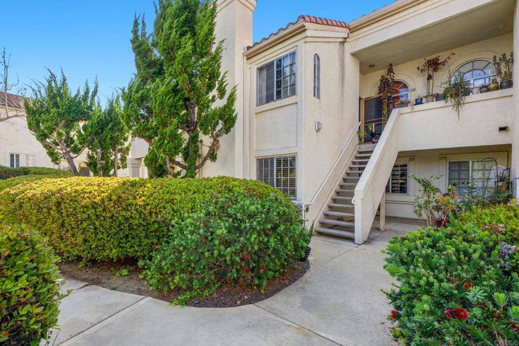 750 Breeze Hill #129, Vista, CA 92081