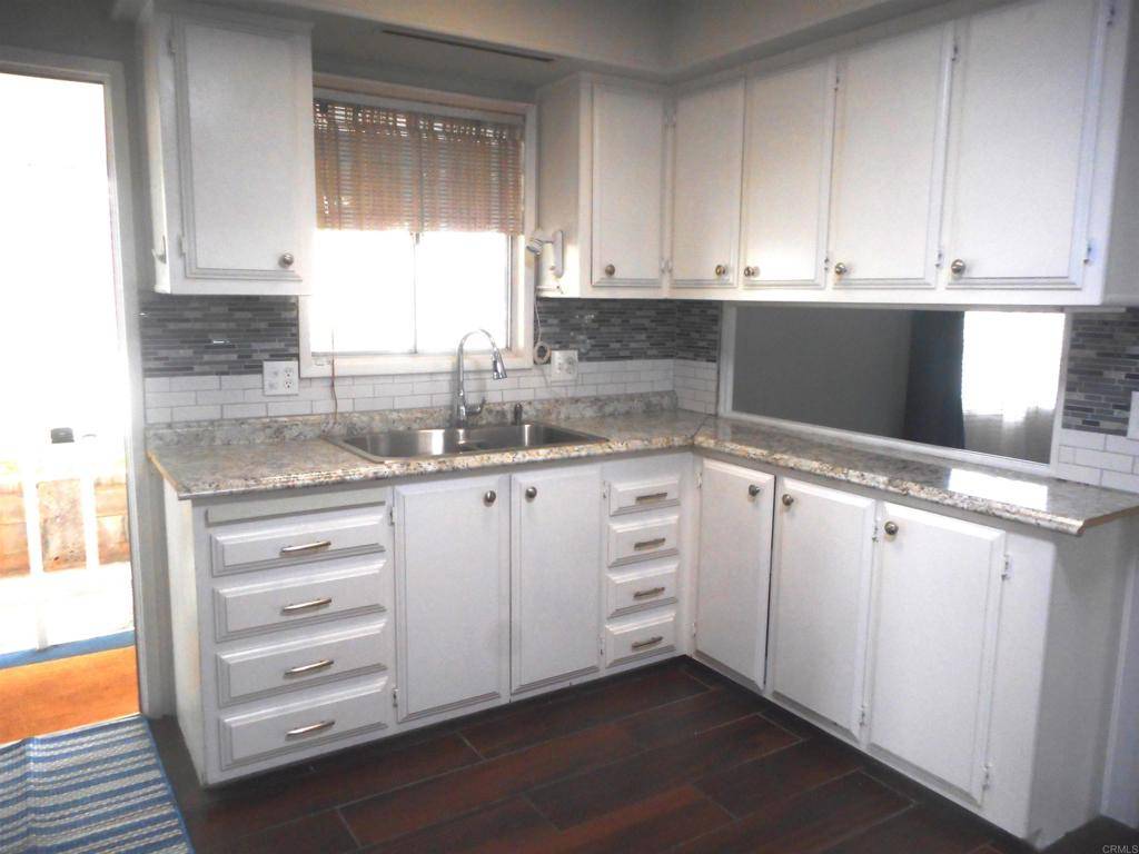 Escondido, CA 92027,211 N Citrus AVE #135