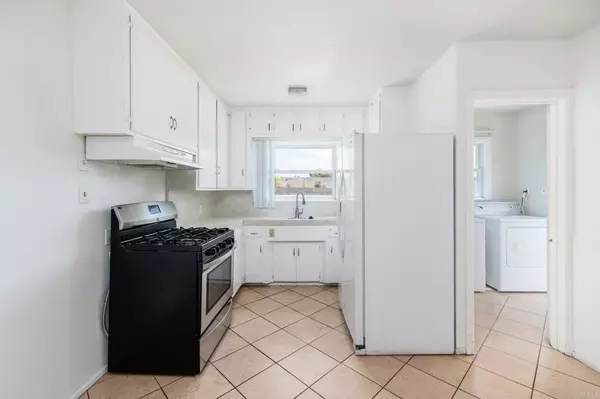 Lemon Grove, CA 91945,2828 Massachusetts AVE