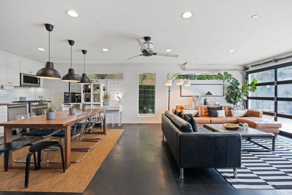 Solana Beach, CA 92075,427 Hilmen Place