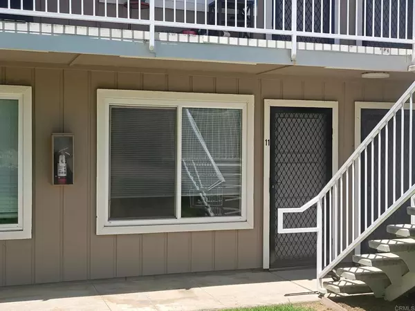 Escondido, CA 92026,27735 Mountain Meadow RD #11